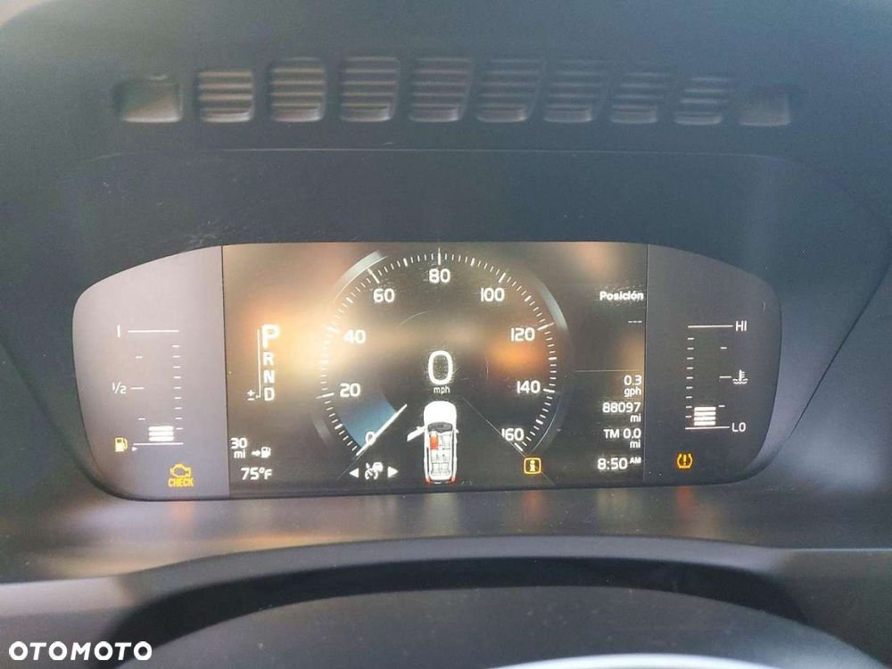 Volvo XC 90 - 13