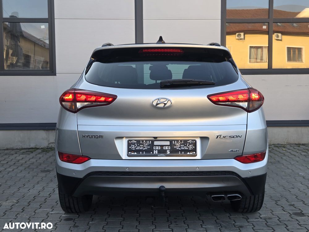 Hyundai Tucson 2.0 CRDI 4WD 6AT Luxury+ - 10