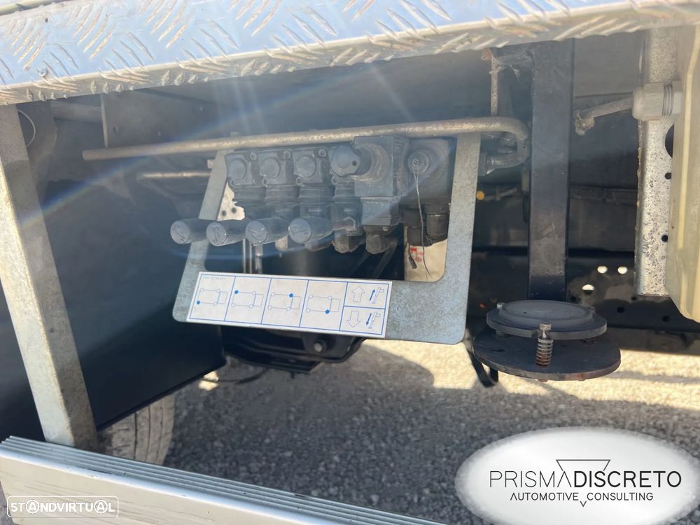 Nissan NT400 OIL e STEEL - 13