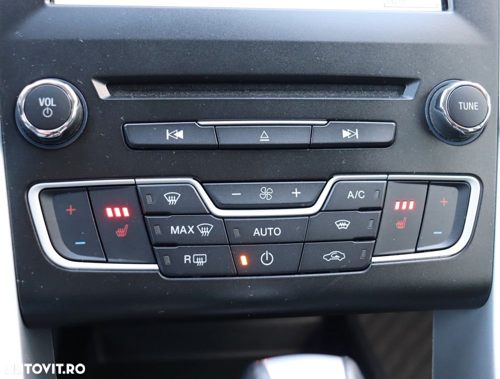 Ford Mondeo 2.0 TDCi Powershift Trend - 19