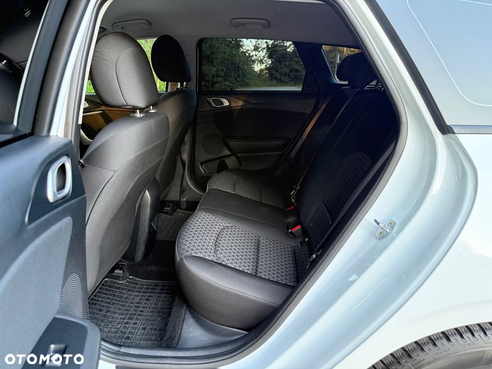 Kia Ceed 1.5 T-GDI S - 7