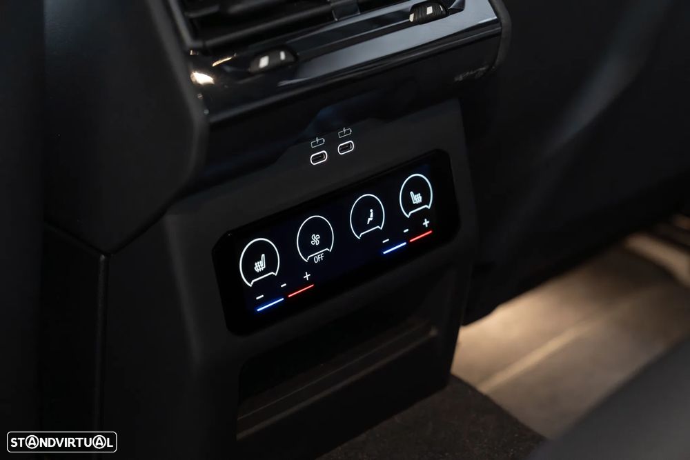 BMW M5 Touring xDrive - 61