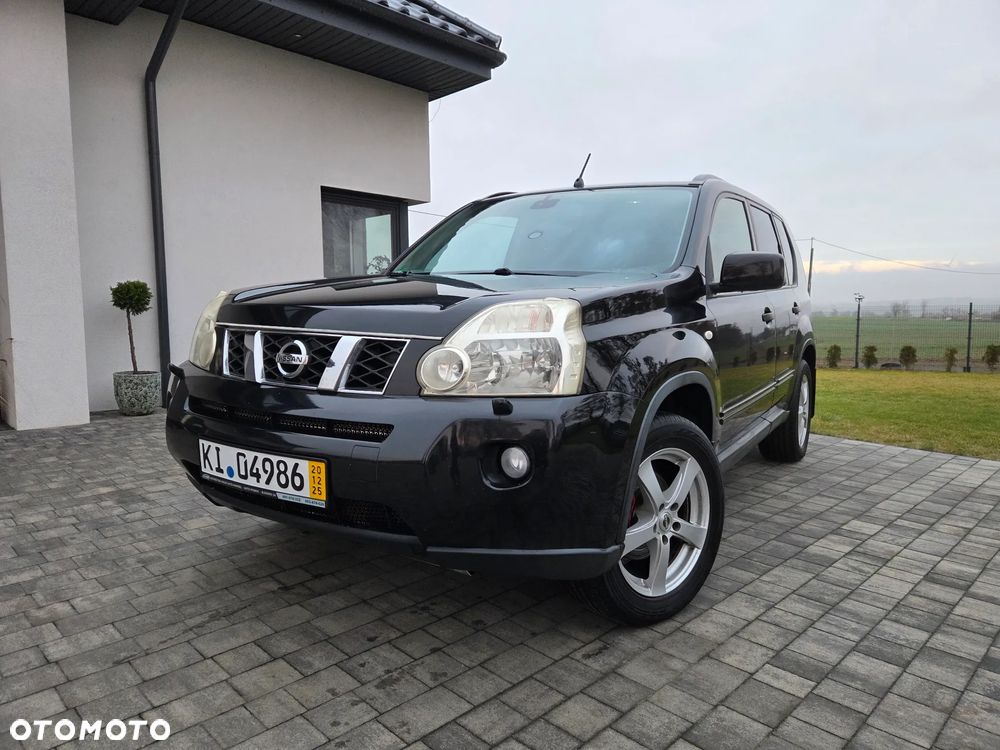 Nissan X-Trail - 1