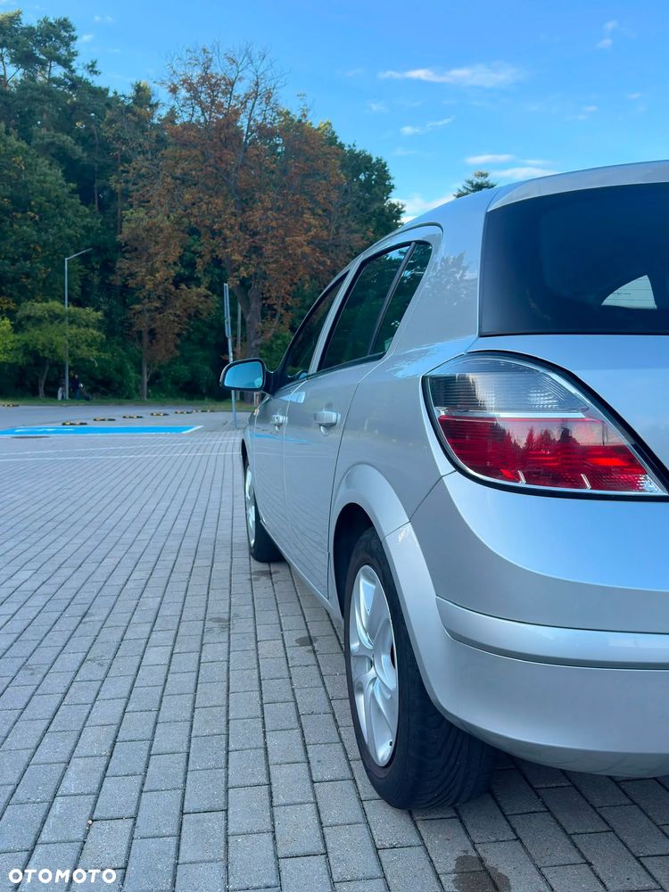 Opel Astra 1.6 - 5