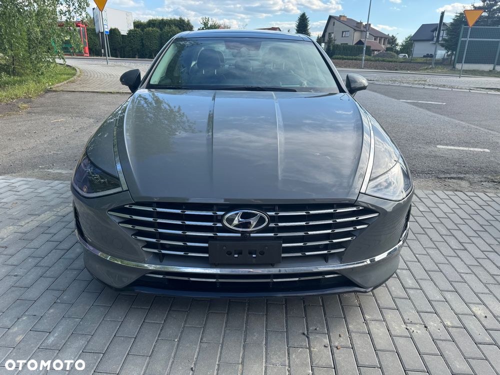 Hyundai Sonata - 14