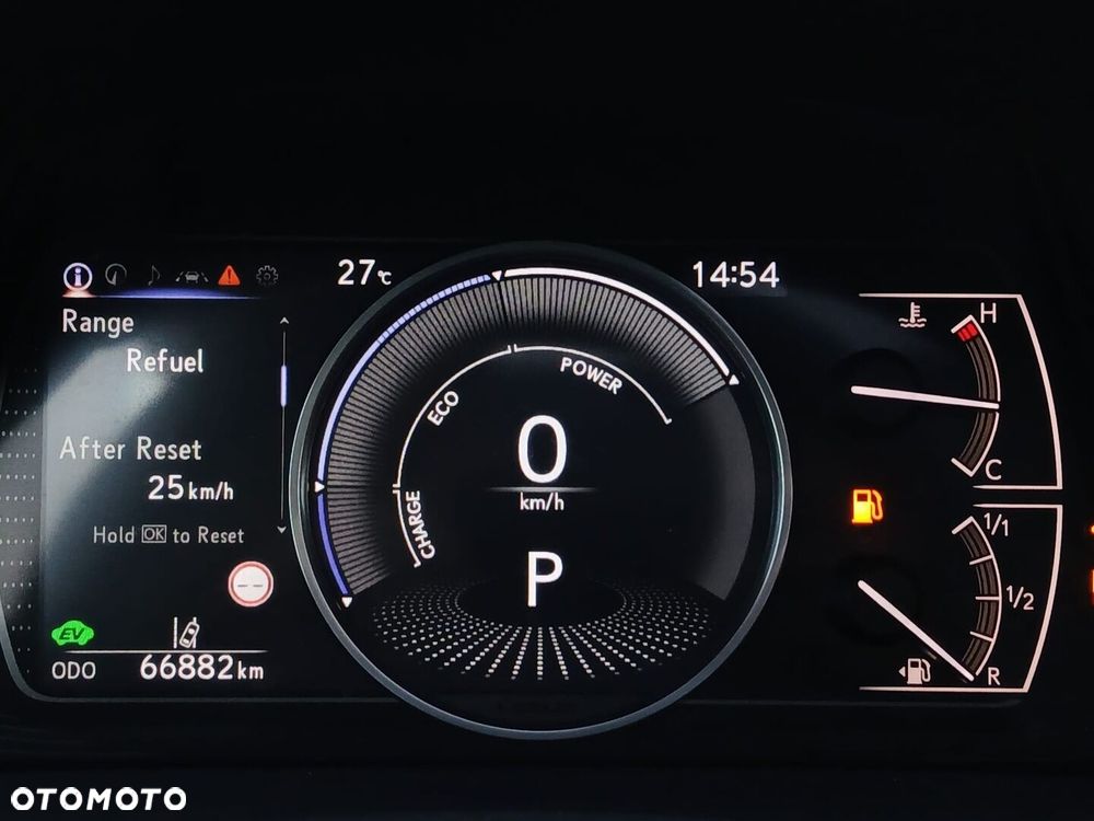Lexus ES 300h Business Edition - 29