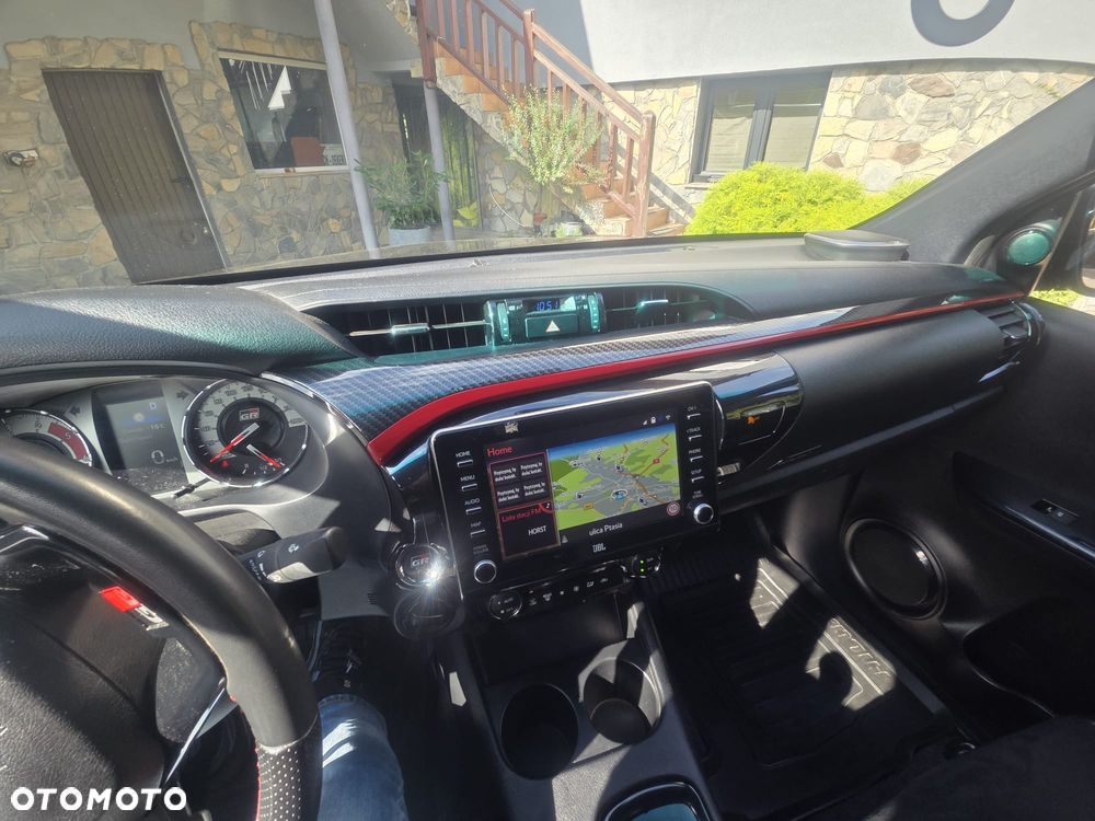 Toyota Hilux Gr - 14