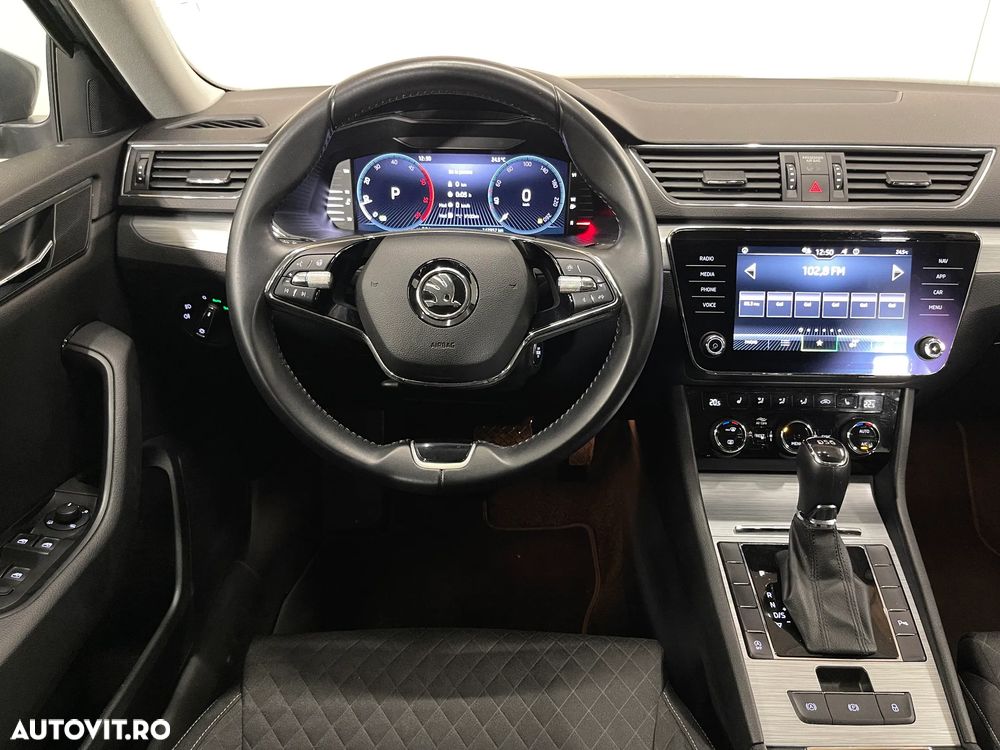 Skoda Superb 2.0 TDI DSG Ambition - 7