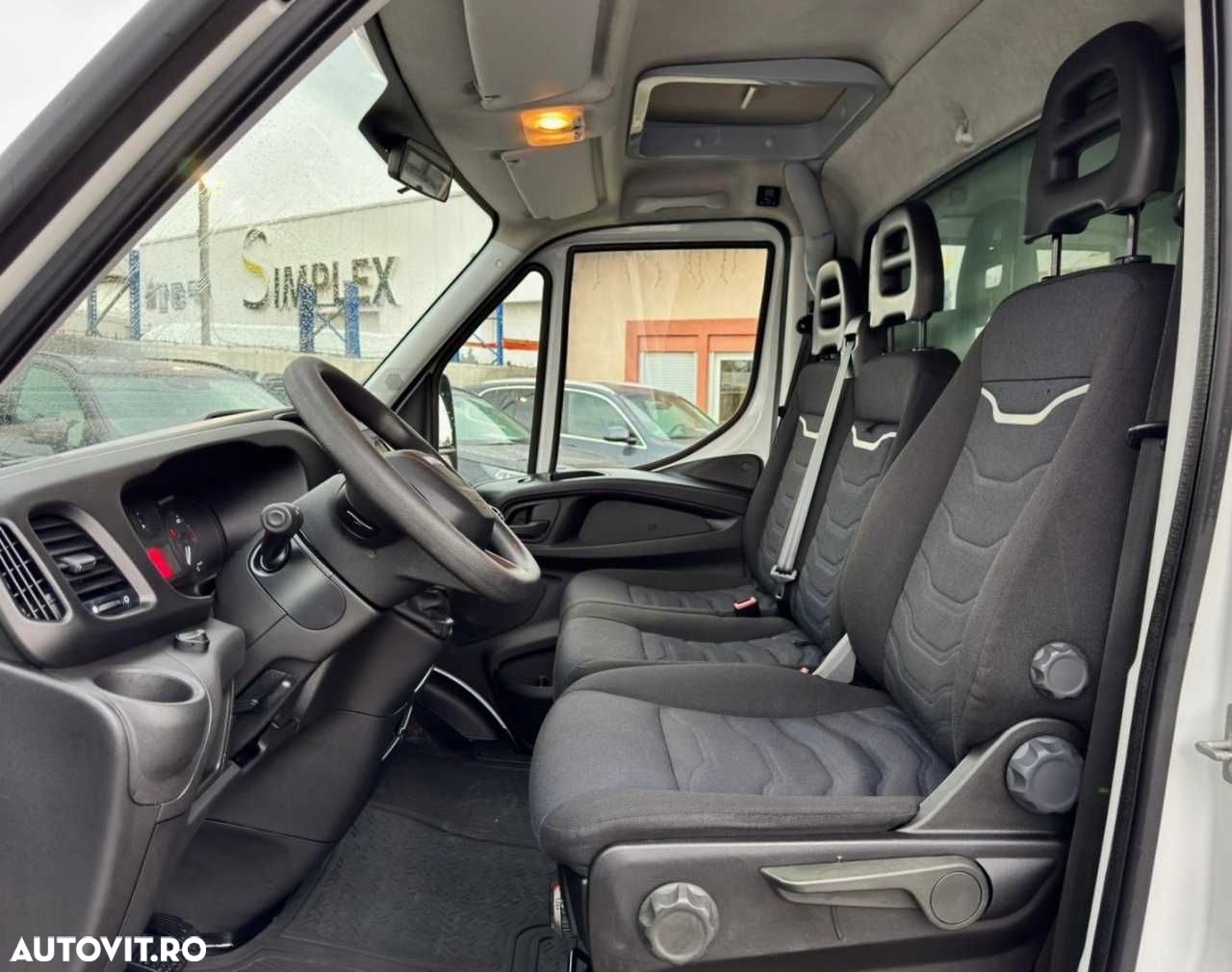 Iveco DAILY CUB CU DORMITOR - 18
