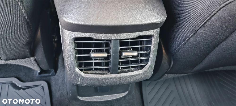 Ford Mondeo 1.5 EcoBoost Trend - 17