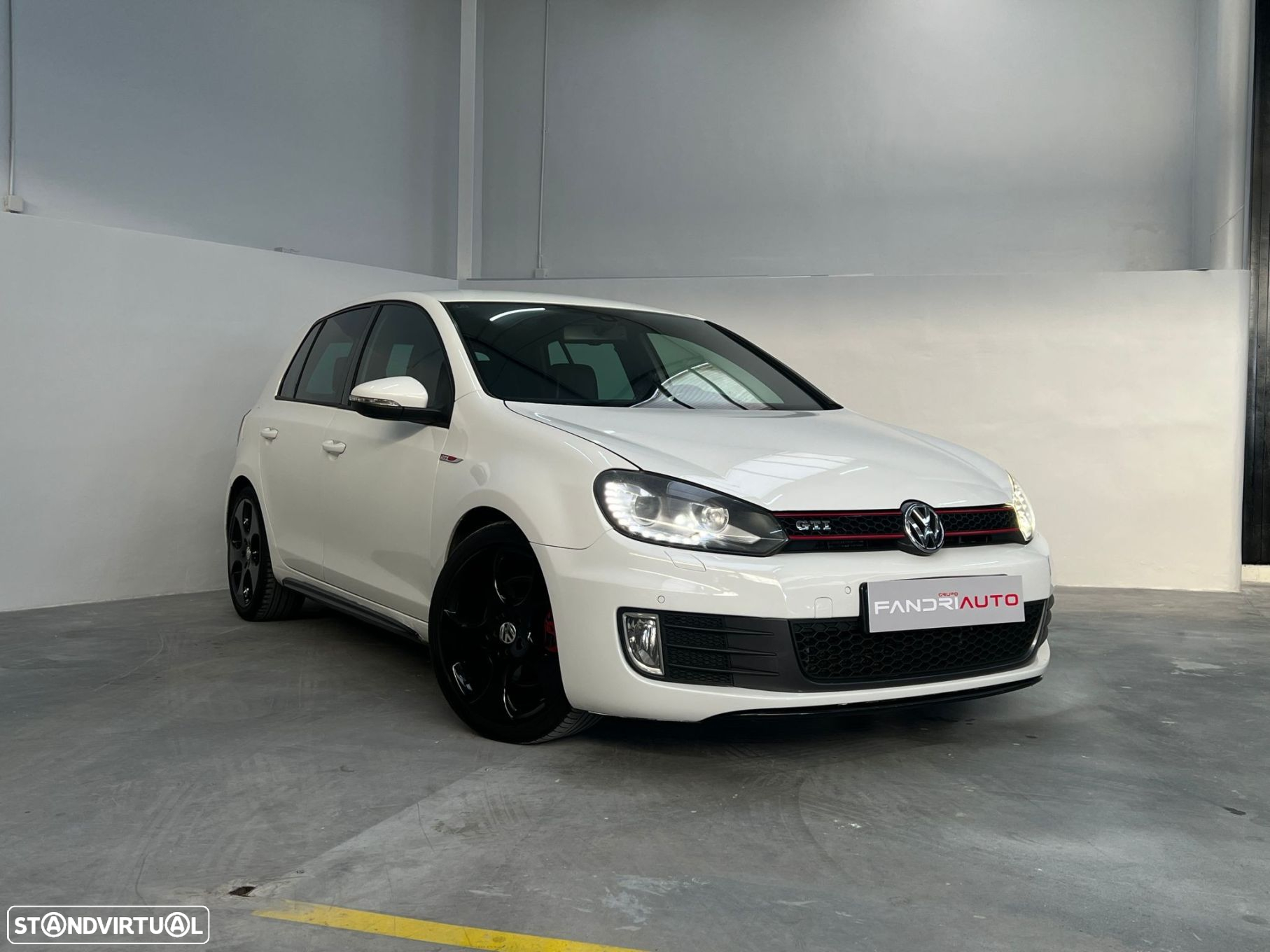 VW Golf 2.0 TSi GTI DSG - 2