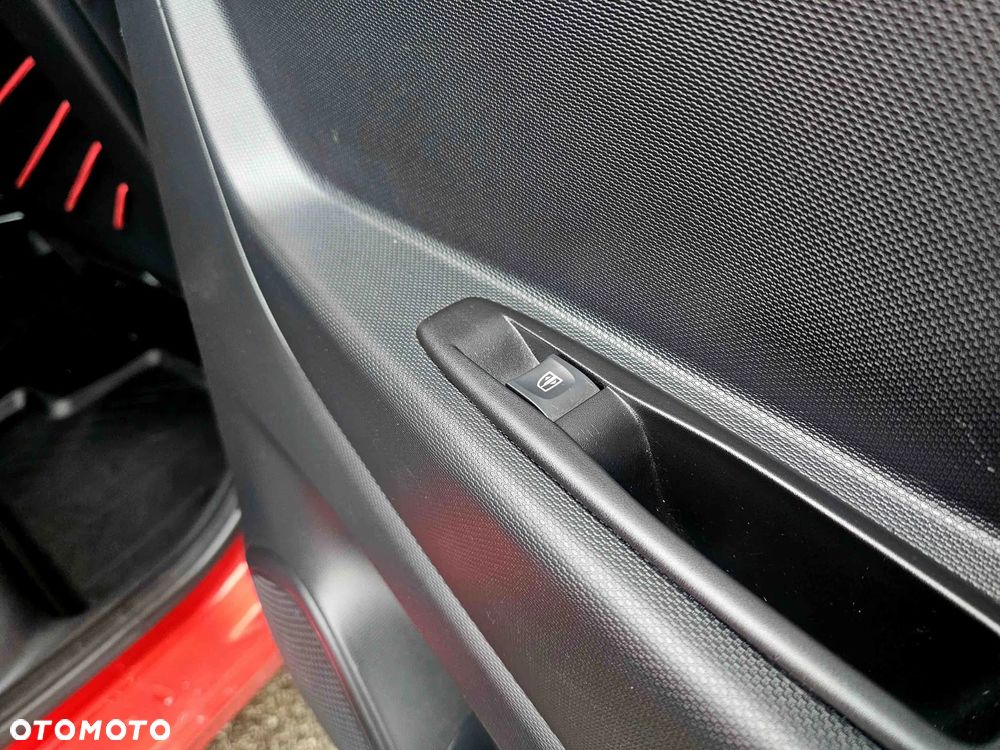 Renault Captur TCe 90 EXPERIENCE - 20