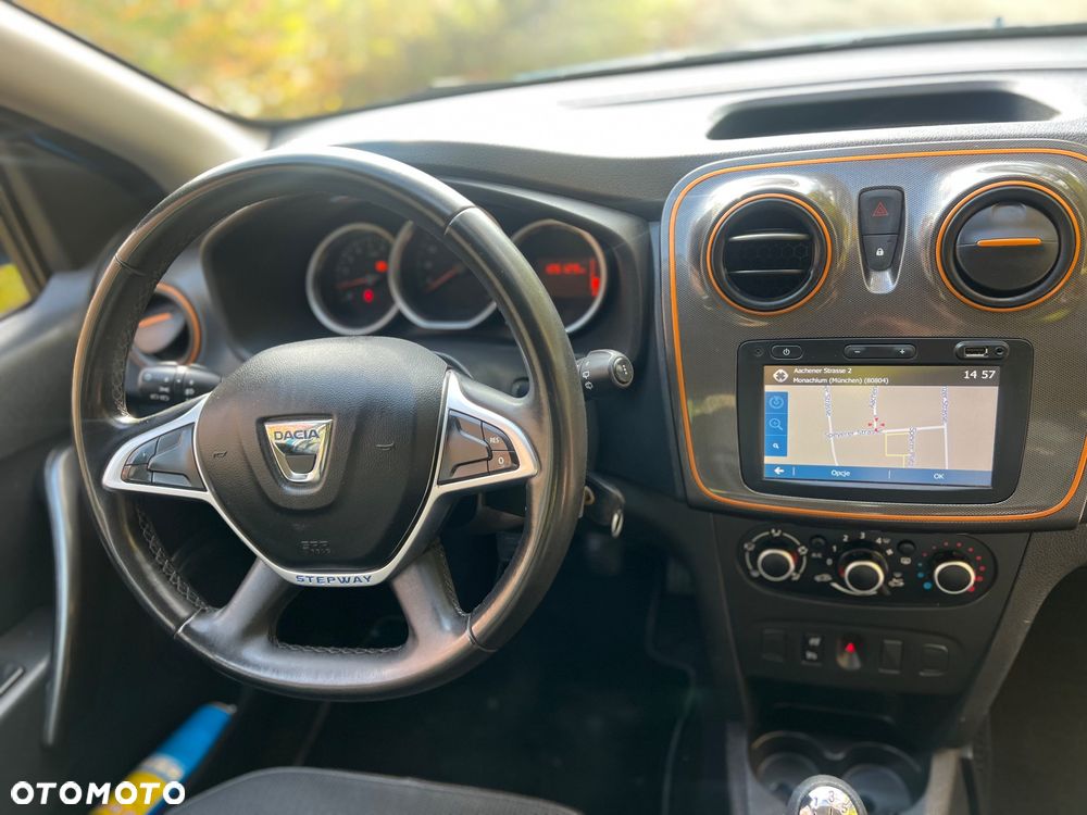 Dacia Sandero Stepway 0.9 TCe Laureate S&S - 10