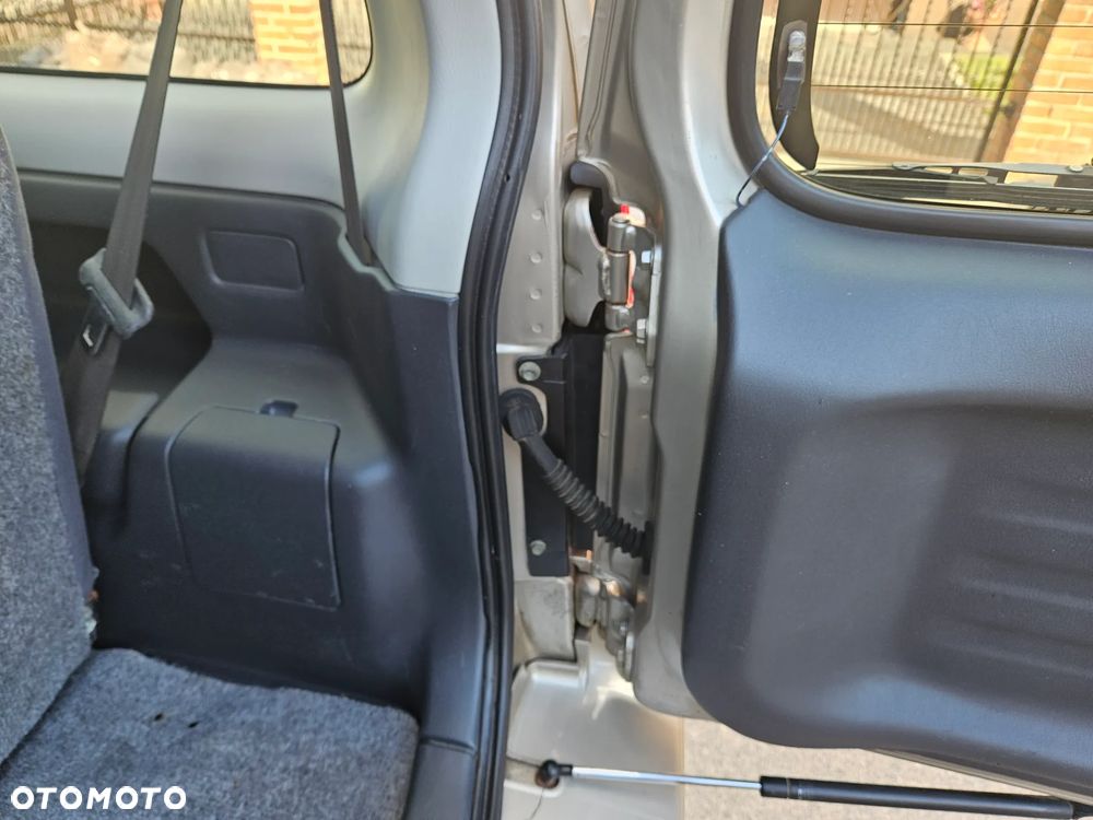 Suzuki Jimny Classic Lifestyle - 36