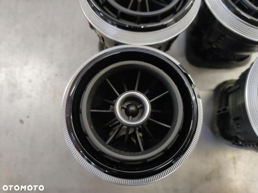 Kratka nawiewu Audi A3 8V wentylacyjna konsoli 8V0820901A - 3