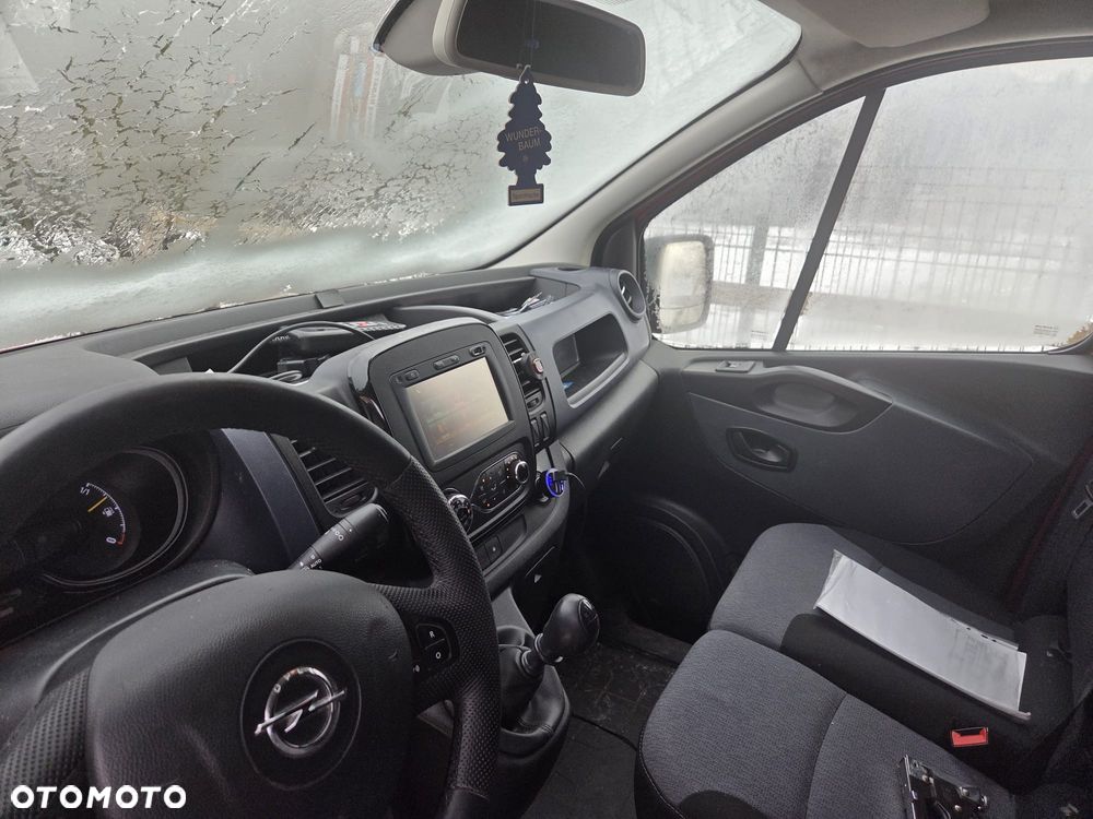 Opel Vivaro - 4