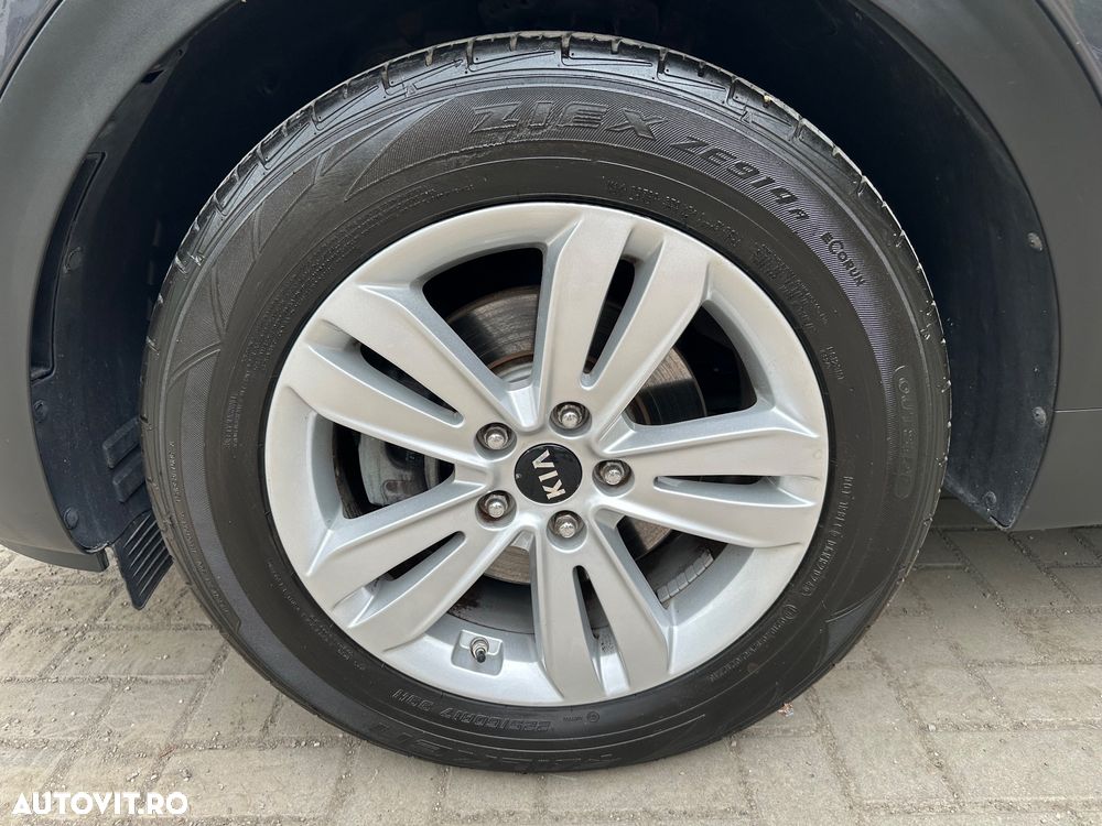 Kia Sportage 1.7 CRDI 2WD ISG Aut. Dream-Team Edition - 34