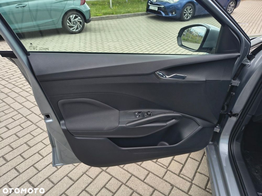 Skoda Fabia 1.0 Essence - 14