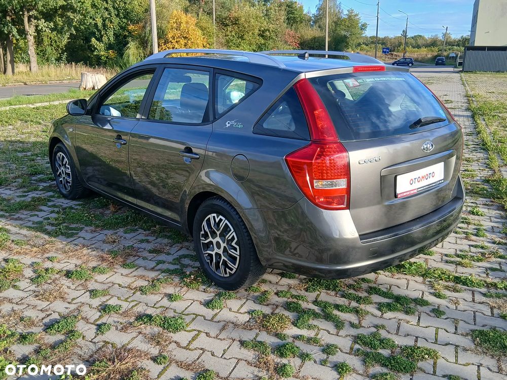 Kia Ceed 1.6 CVVT Vision - 18
