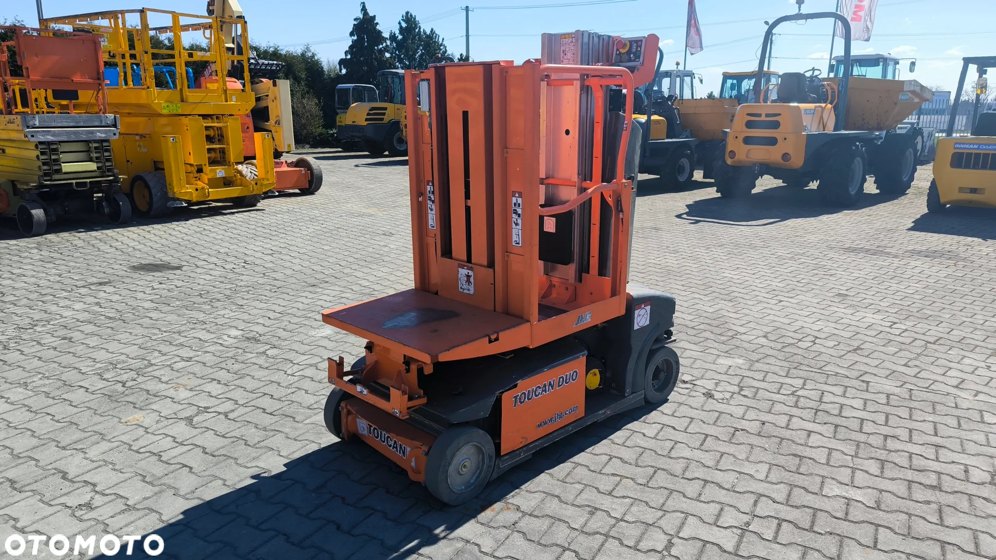 JLG Toucan DUO - 4
