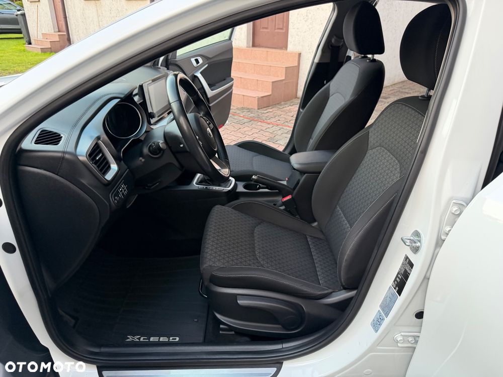 Kia XCeed 1.4 T-GDI M - 28
