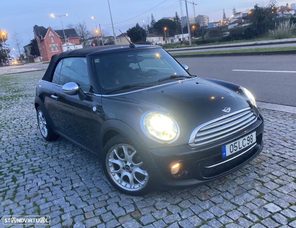 MINI Cabrio Cooper D - 16