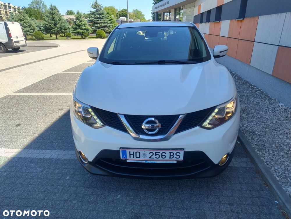 Nissan Qashqai 1.2 DIG-T Xtronic N-Vision - 5