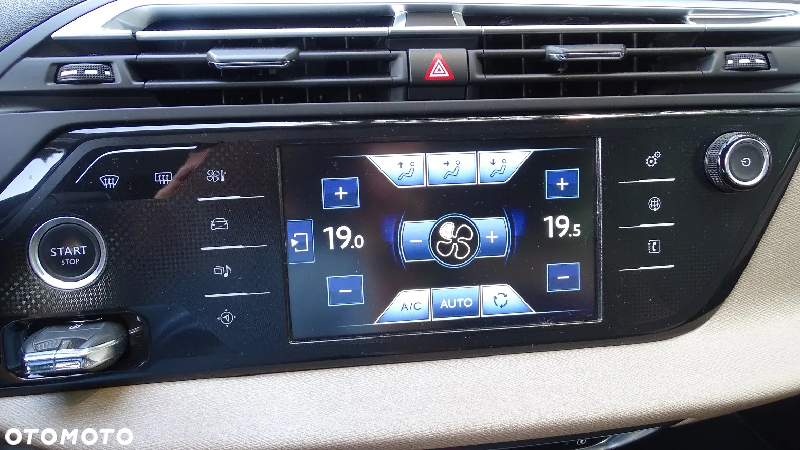 Citroën C4 Picasso e-HDi 115 Business Class - 19