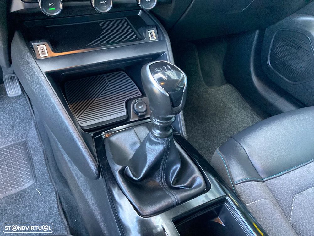 Citroën C4 1.2 PureTech Max - 27
