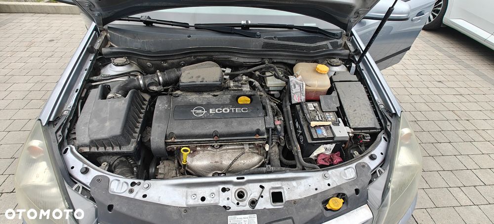 Opel Astra 1.6 Enjoy - 9