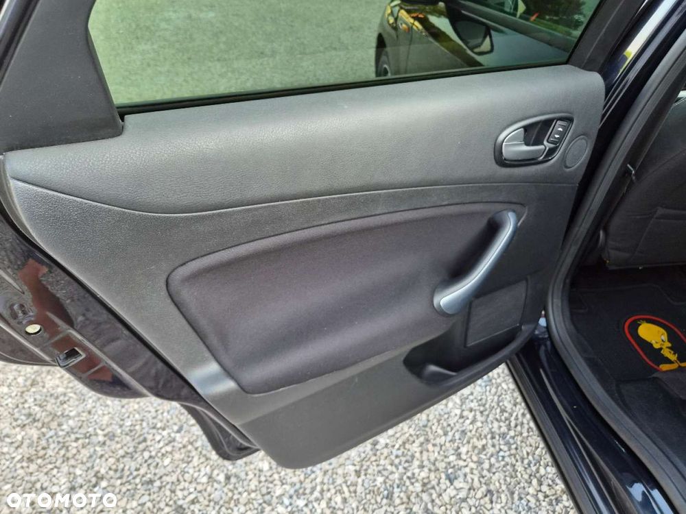 Ford Mondeo 2.0 TDCi Titanium - 16