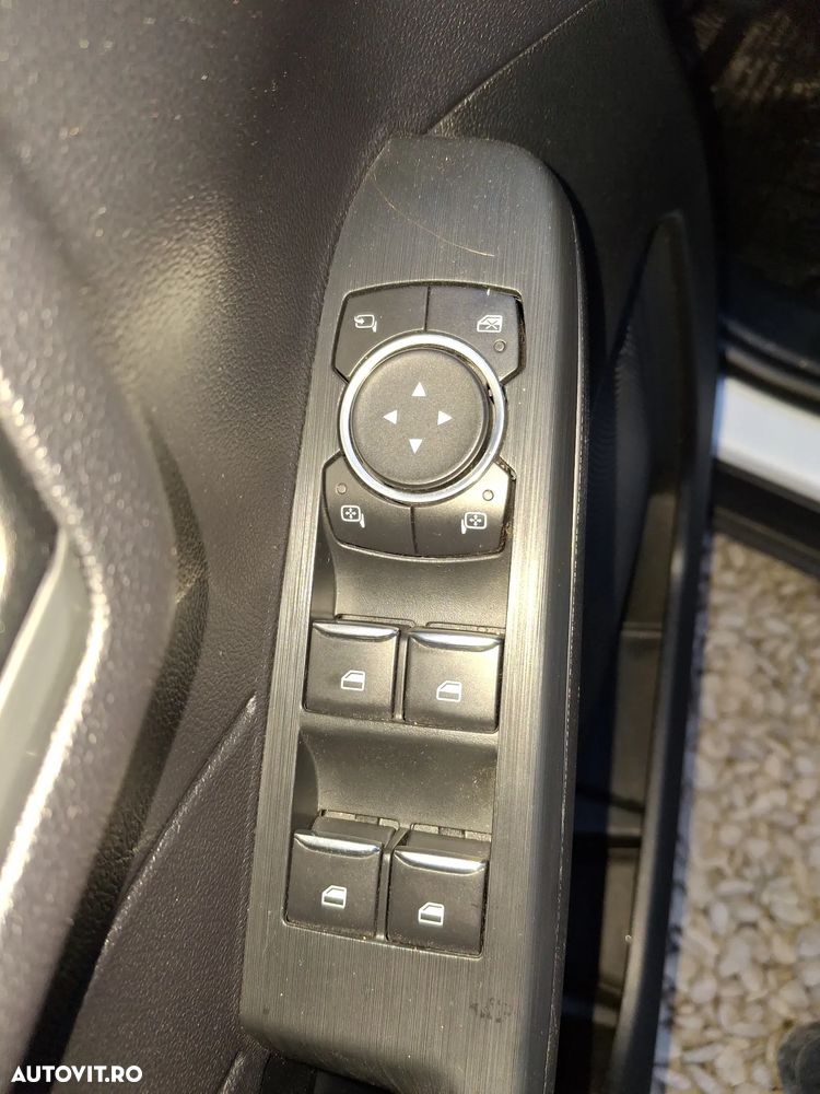 Ford Kuga 1.5 EcoBoost FWD Titanium - 15