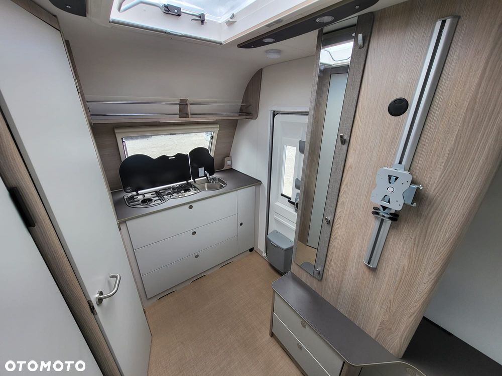 Burstner Premio Plus  TS Brava 410 - 12