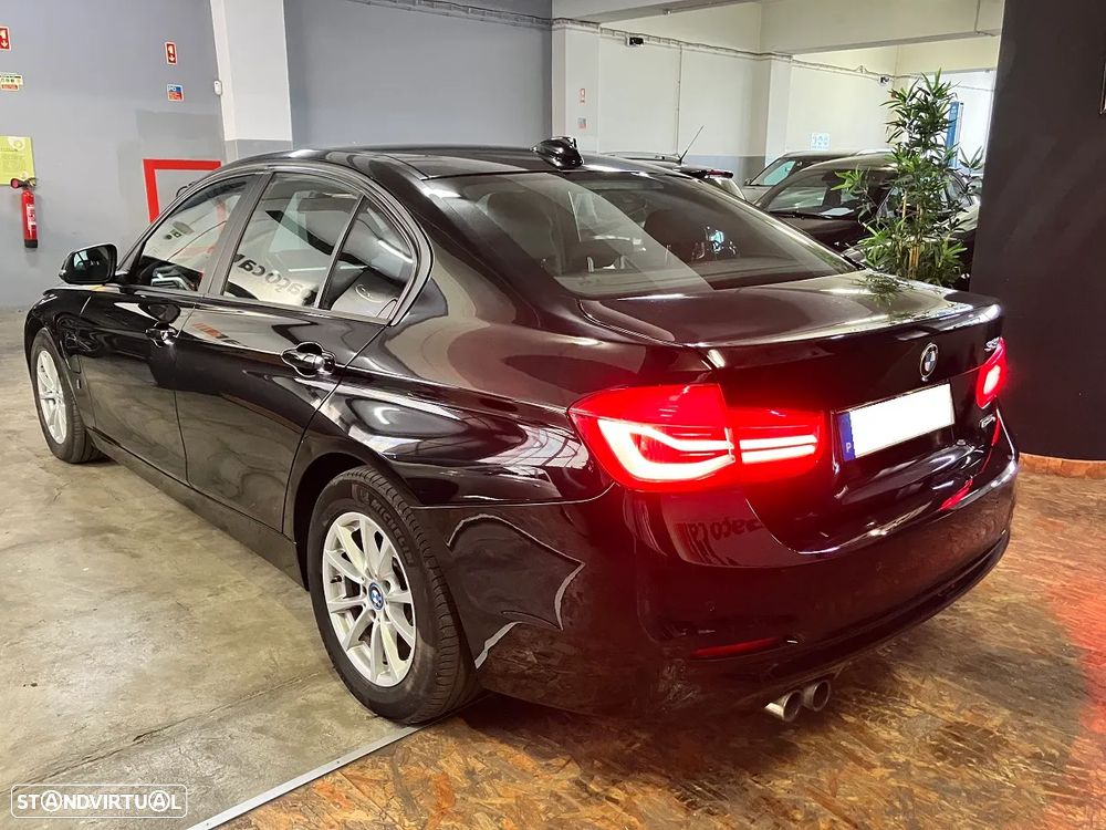 BMW 330 e iPerformance - 10