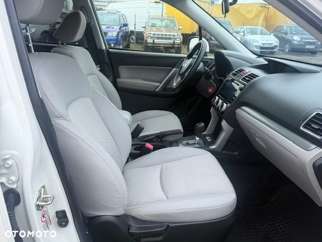 Subaru Forester 2.5X Automatik - 18