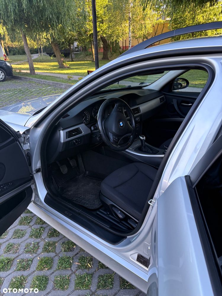 BMW Seria 3 320d DPF - 5