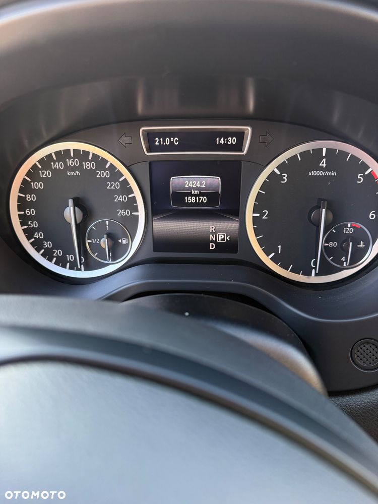 Infiniti Q30 2.2d Premium Tech AWD 7DCT - 11