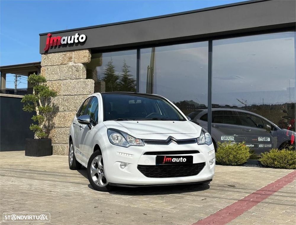 Citroën C3 1.2 PureTech Attraction - 2