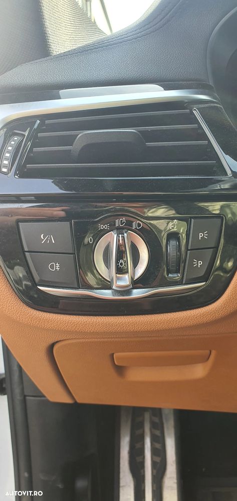 BMW Seria 6 640i xDrive Gran Turismo Sport Line - 4