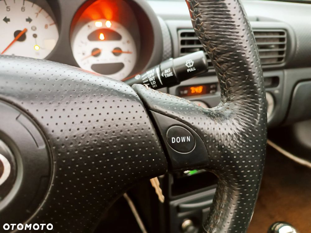 Toyota MR2 Roadster SMT - 33