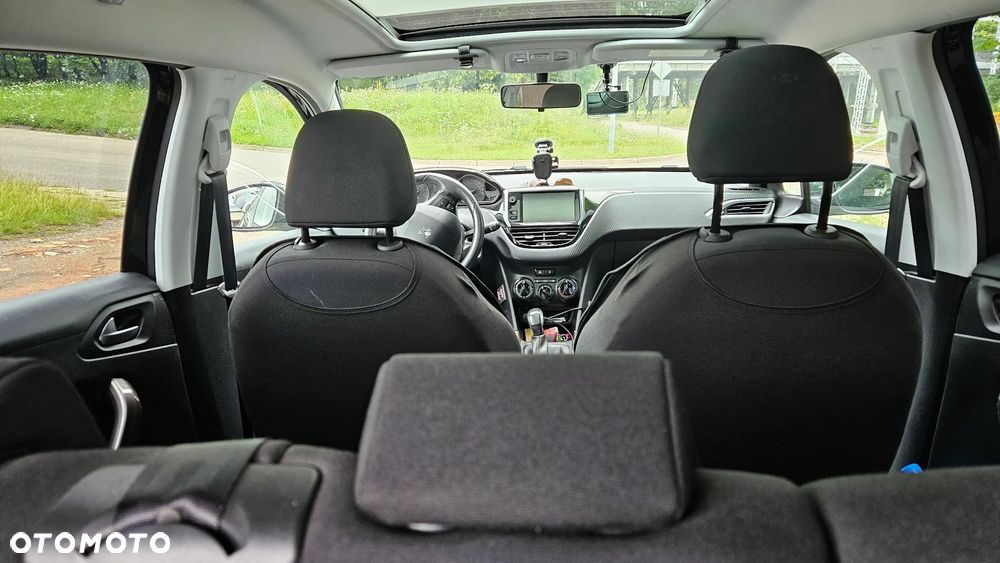 Peugeot 2008 1.6 BlueHDi Allure - 14