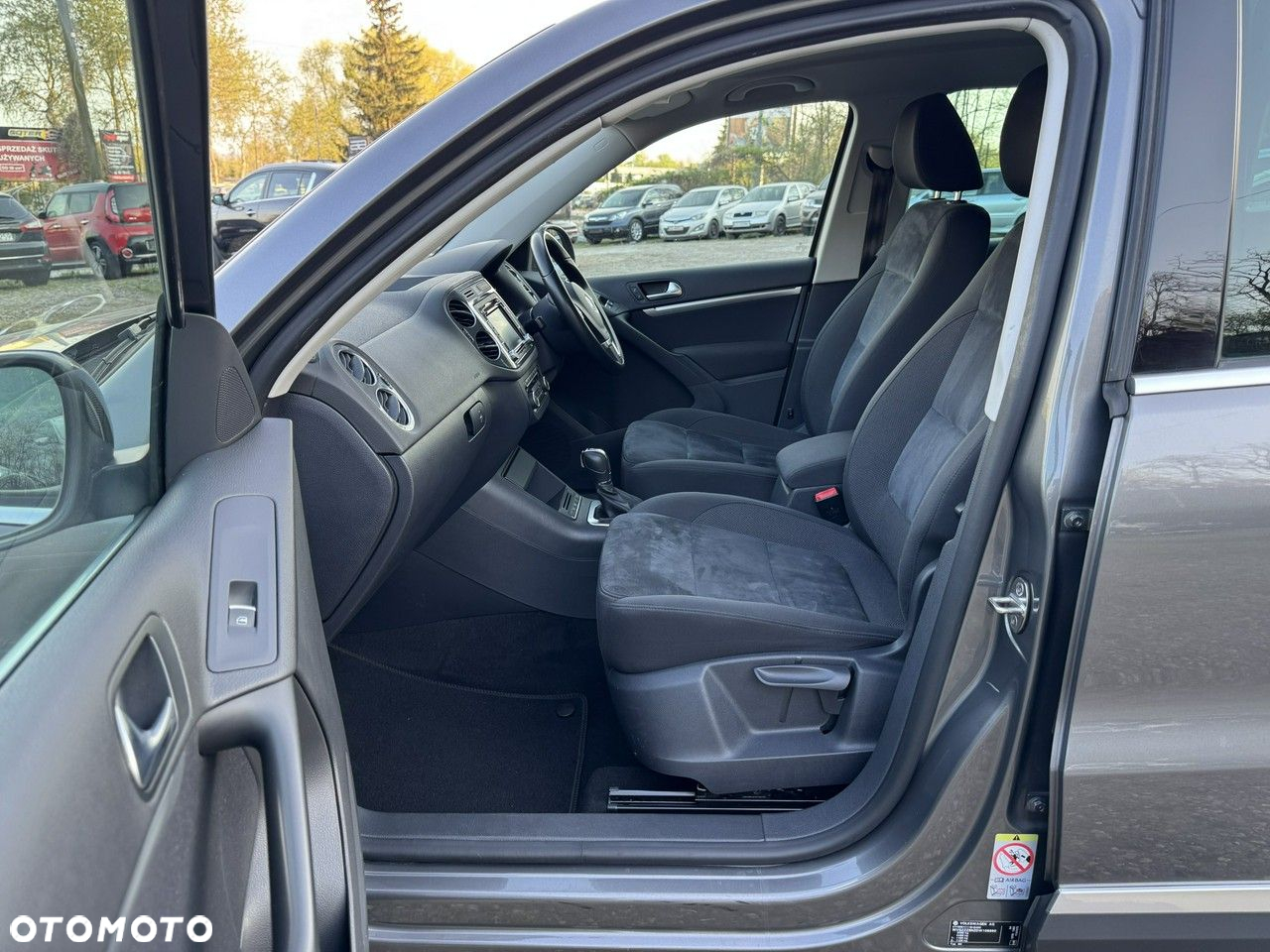 Volkswagen Tiguan - 20