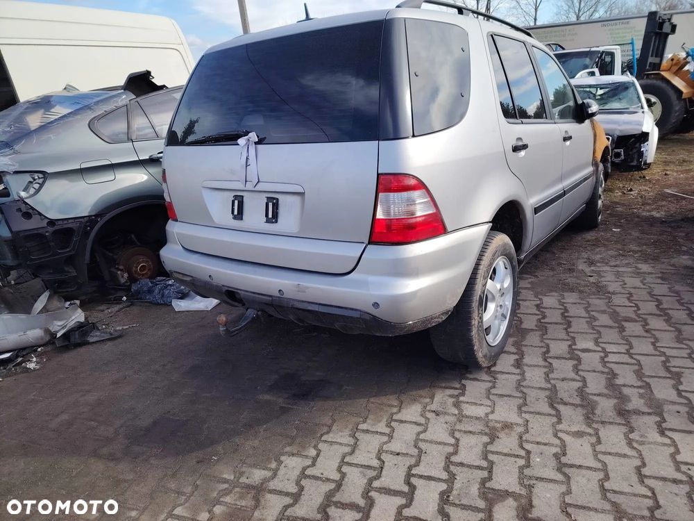 klapa zderzak lampa drzwi hak mercedes ml w163 czesci - 1