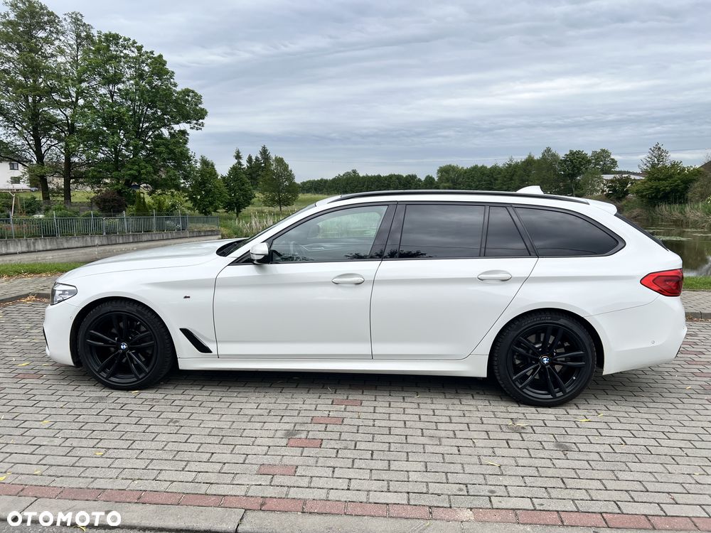BMW Seria 5 520d M Sport - 6