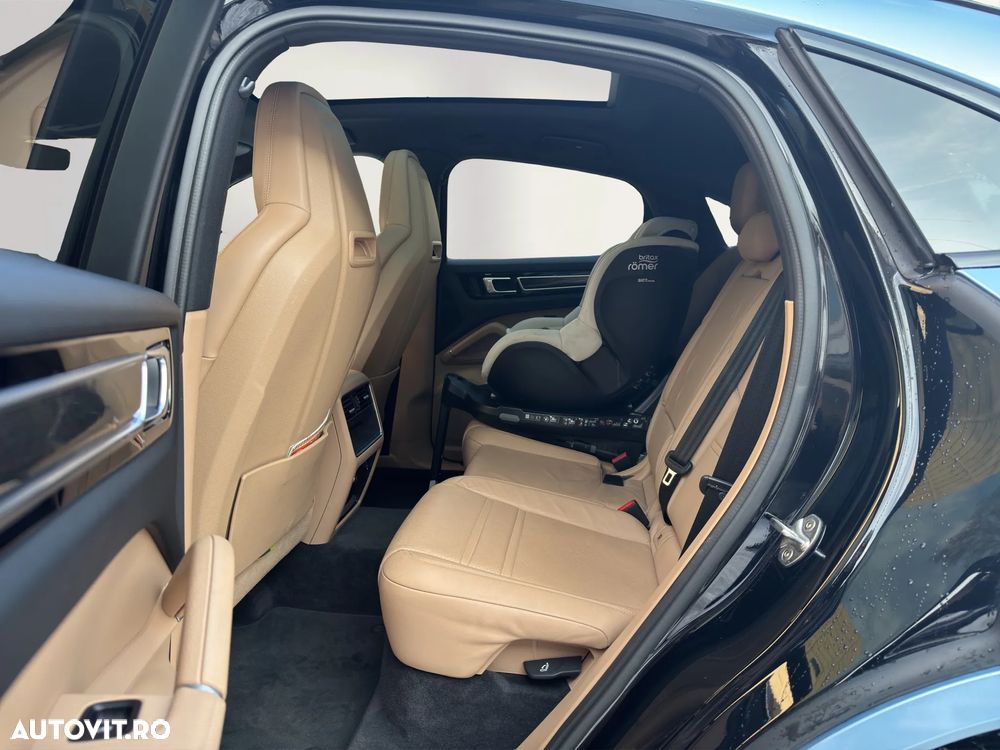 Porsche Cayenne Coupe Tiptronic S - 12