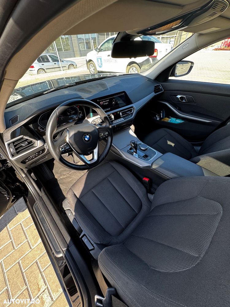 BMW 3 Series 2020 — imagine 11