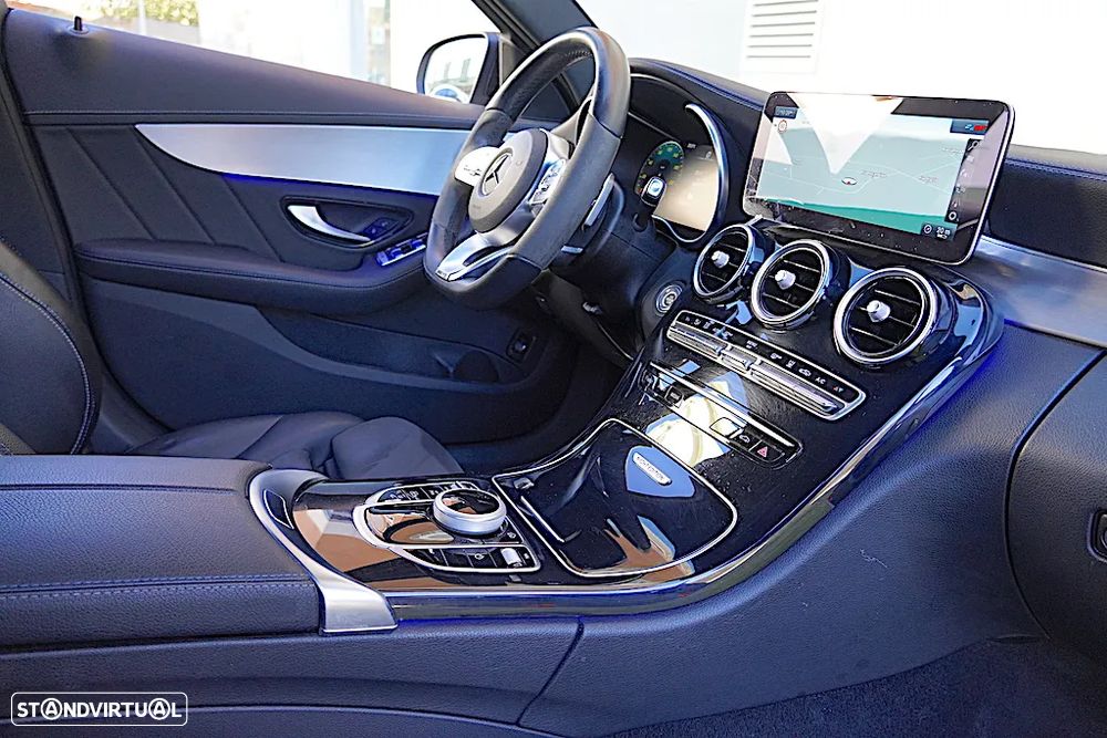 Mercedes-Benz C 300 de AMG Line - 19