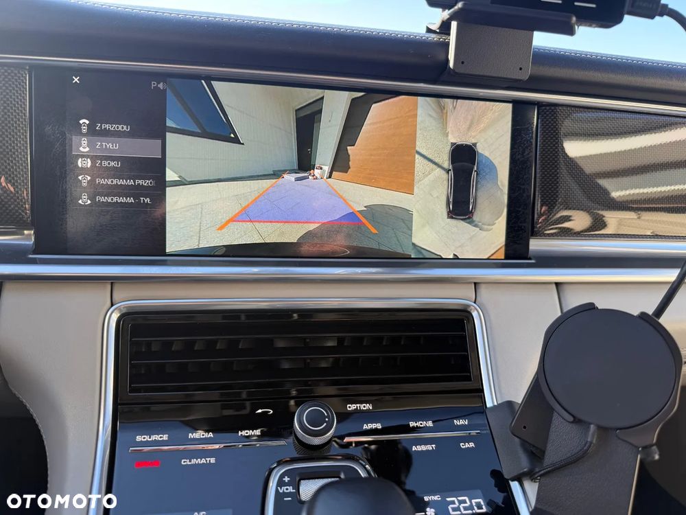 Porsche Panamera 4S - 27