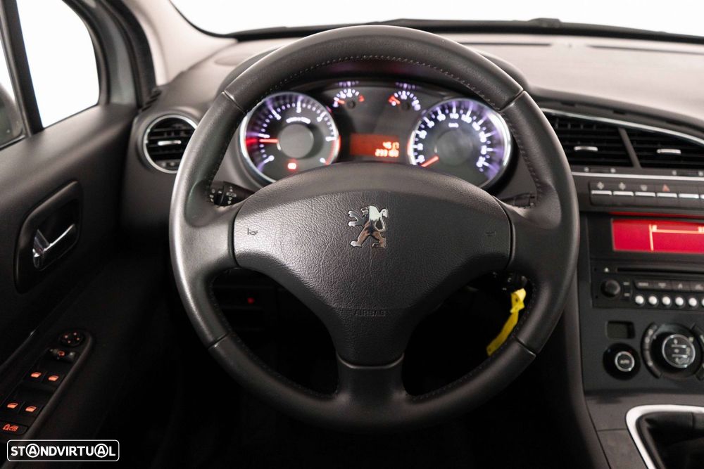 Peugeot 5008 1.6 HDi 7L Allure - 28