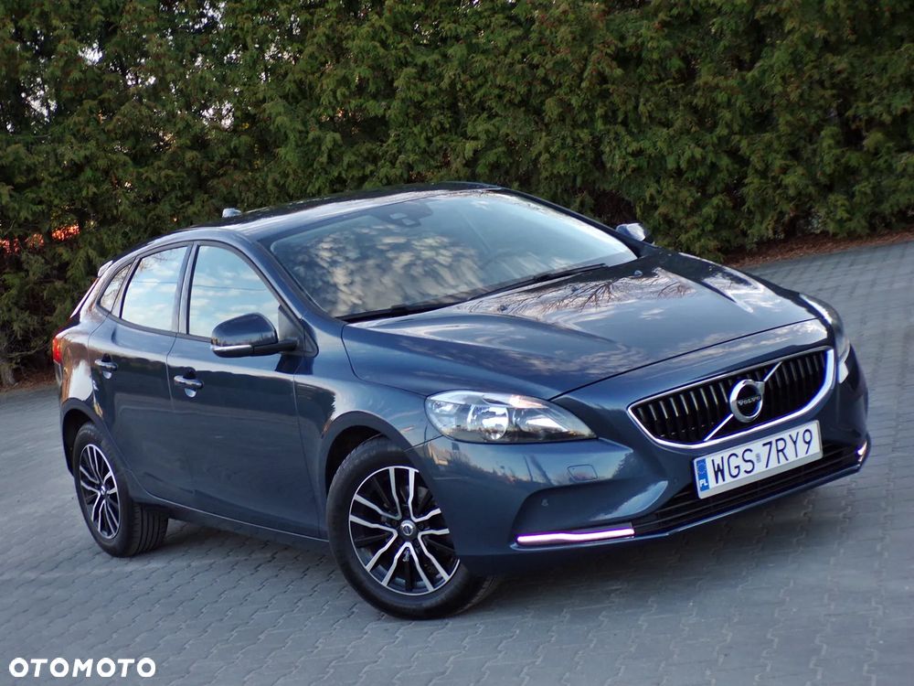 Volvo V40 D2 Momentum - 11